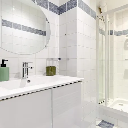 Heart Of Historic & Seine - 1br - Vacation Paris